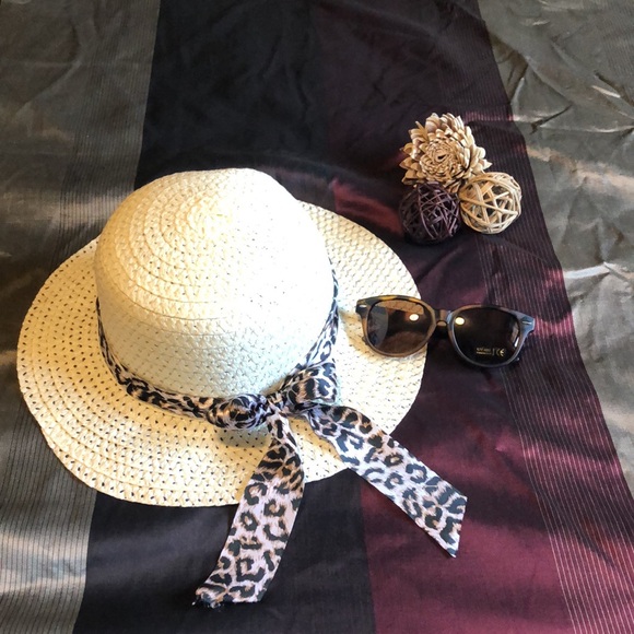 Leopard Sun Hat - Picture 1 of 5